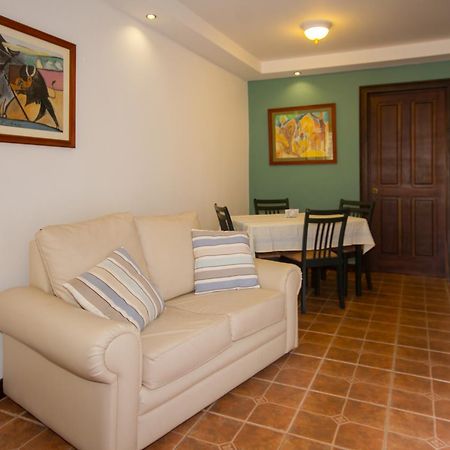 Apartotel Don Luis San Antonio De Belen Eksteriør bilde
